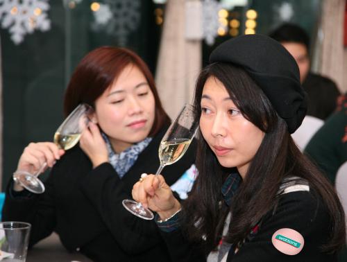 屈臣氏与你发现“美一刻” 揭秘国民美颜新动向