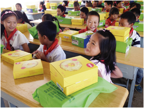 联合《天天向上》乡村教师专场,百草味公益再度启航 联合《天天向上》乡村教师专场,百草味公益再度启航