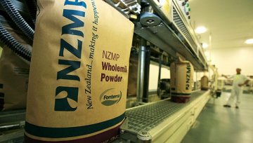 恒天然这一年居然多赚那么多，预计中国2000个奶粉品牌消失