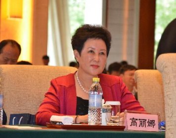 现代牧业高丽娜：规模化养殖是奶业发展的方向