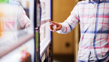 娃哈哈看上买了可以后悔的无人零售机 要用10年布局100万台