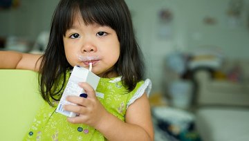 伊利、蒙牛竞购澳洲最大乳制品公司