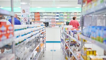 外媒称全球药业迎中国制造：人才回流 癌症新药审批加速