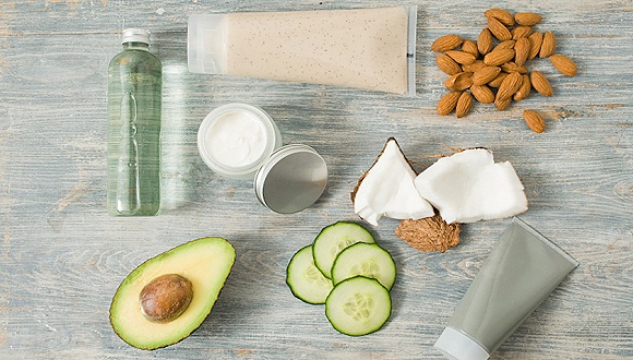 成分党消费者越来越多，但化妆品产品成分信息“透明化”做的还不够