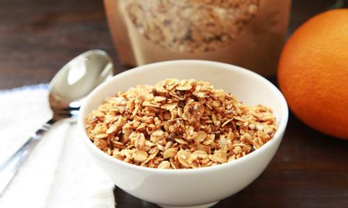 冷食燕麦市场竞争加剧，微波熟化机注入发展“活力”