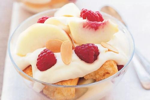 白桃遇上巧克力，美好滋味就是爱你