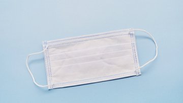 稳健医疗上半年光口罩就卖了10亿只