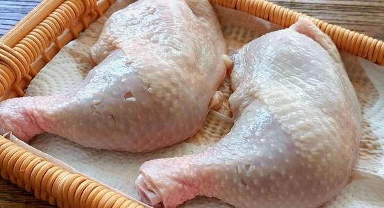 鸡肉价格持续下跌 后市仍将低位运行