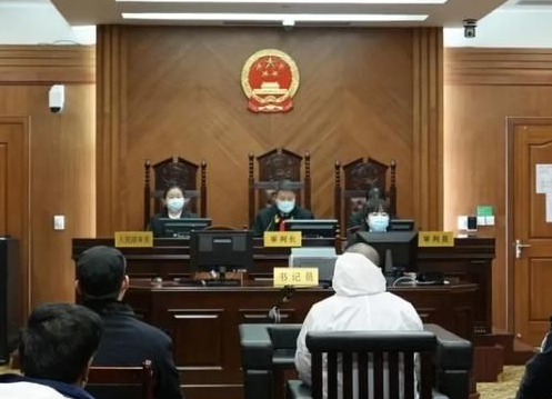 西安一食品厂凉粉添加过量白矾