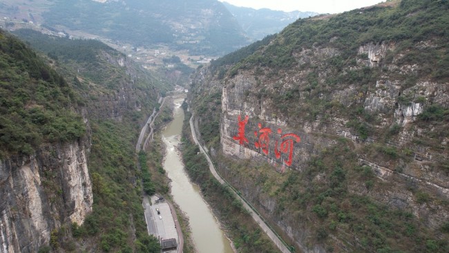 序列 01.00_00_10_13.Still001.jpg