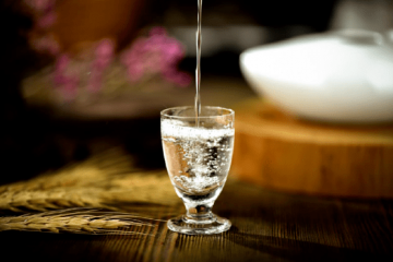 中国白酒行业趋势一片大好，贵州拟建“世界酱酒舰队”