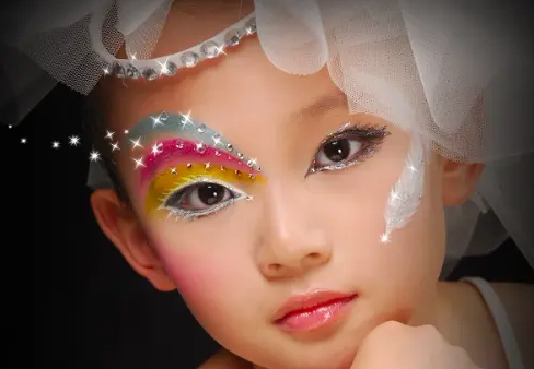 专家建议：小孩不宜长期使用儿童彩妆