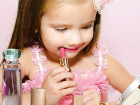 长沙市市场监管局开展儿童化妆品专项检查