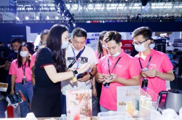 爱泡可亮相京东“星火计划”，健康潮饮受热捧