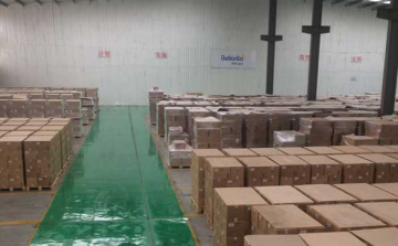 天津海关携手贝唯他销毁临期奶粉