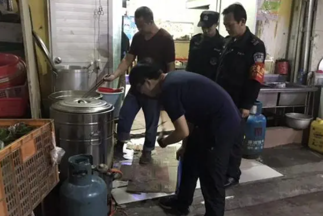 全面排查！迅速落实“勿把燃料当美酒”专项排查工作