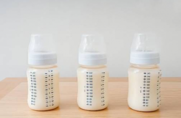 蔬菜水冲奶粉容易引起中毒