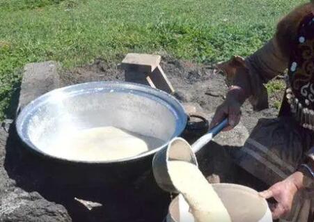 幸福奶香溢满生活 探秘西藏的奶文化